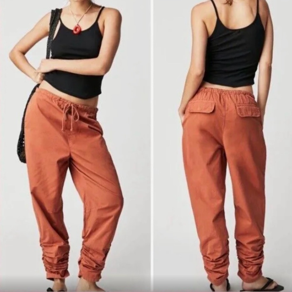 Free People New Light Parachute Pants / Myrrh Brown color sz M